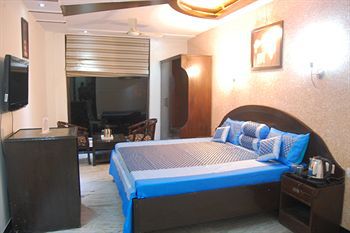 Agra Mahal Hotel Luaran gambar