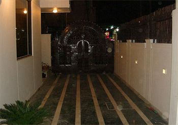 Agra Mahal Hotel Luaran gambar